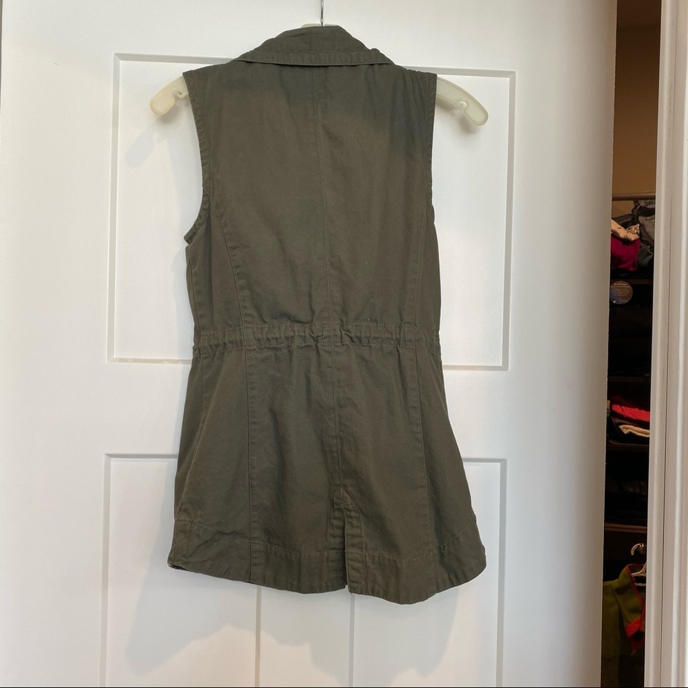 American Rag green vest - Picture 6 of 7